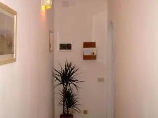 Bed and Breakfast Lotus Flower *